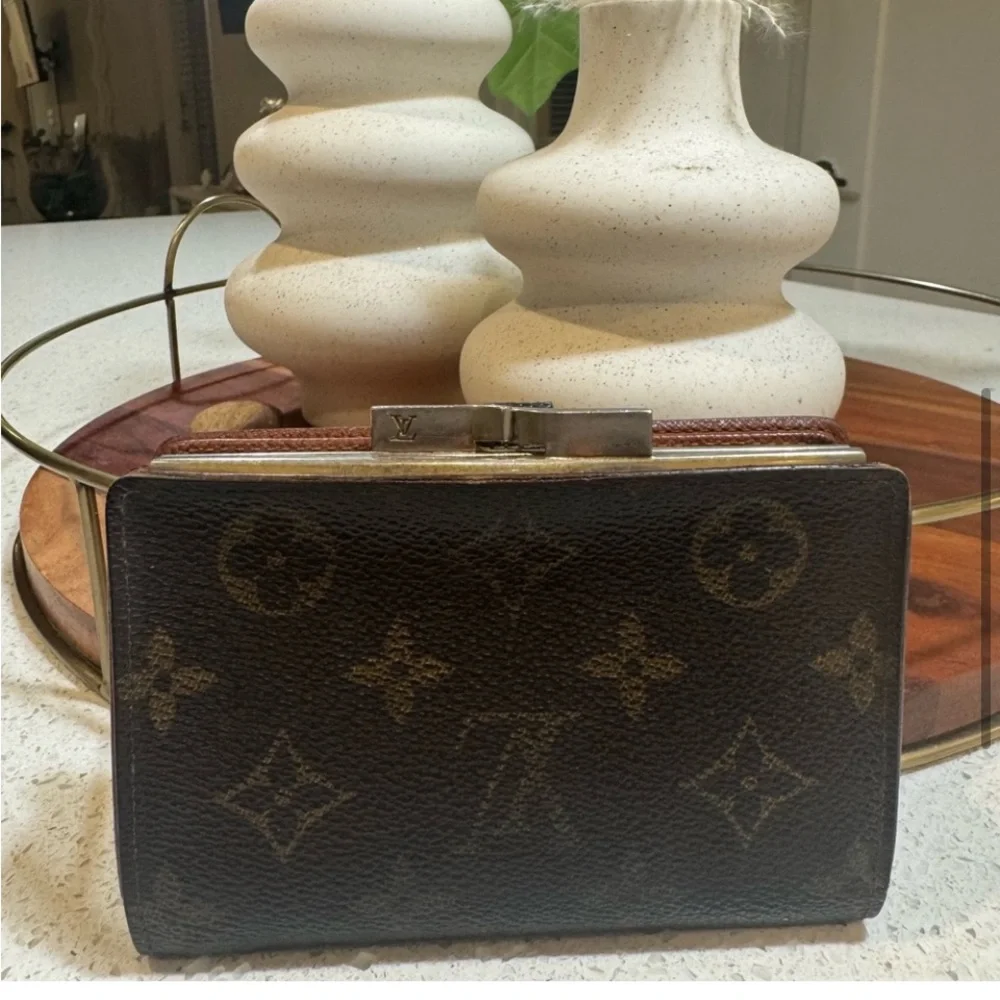 Louis Vuitton Brown Monogram Vintage Wallet Kiss lock SD0050 - Picture 5 of 7
